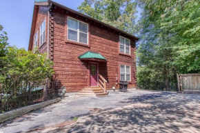 Cinema Falls - Great Location! - Convenient to Everything! cabin
